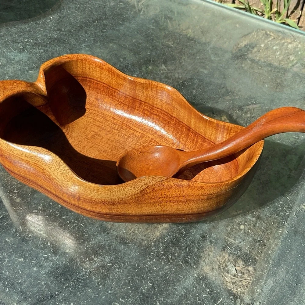 Handmade Hawaiian Wooden Bowl and Spoon Set, Signed - Picture 9 of 10